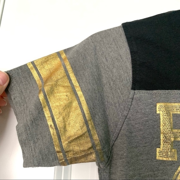 Purdue Gray, Black & Gold Short Sleeve Shirt Top size Small - Picture 8 of 8